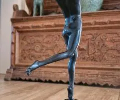 Bronce vienés, Lorenzl, Art Déco, Bailarina, figura antigua, procedente de una finca*