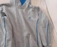 se vende ropa del colegio maristas talla de buzo 10 12 14 - 5