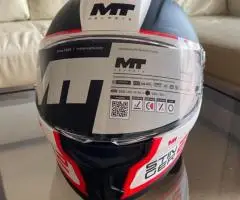 VENDO CASCO MT
