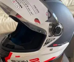 VENDO CASCO MT - 3
